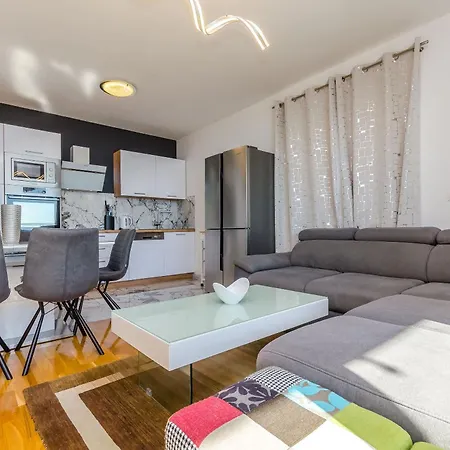 Apartamento Zoi Trogir